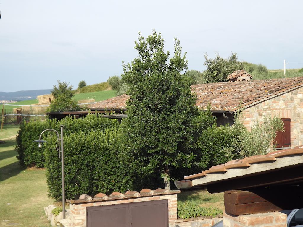 Agriturismo Il Canto Della Gallina Hotel Villastrada  Room photo